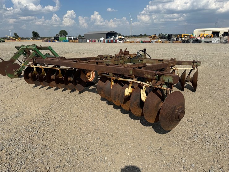 john-deere-15-image-6