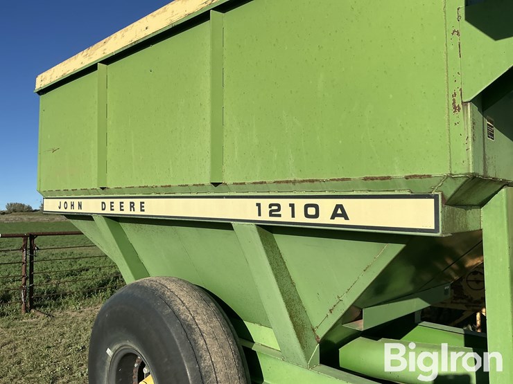 john-deere-1210-image-14