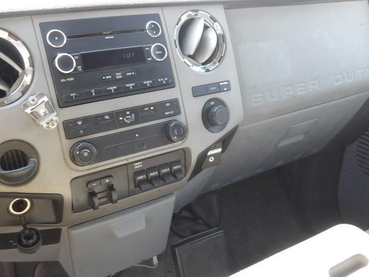 2011-ford-f550-image-20