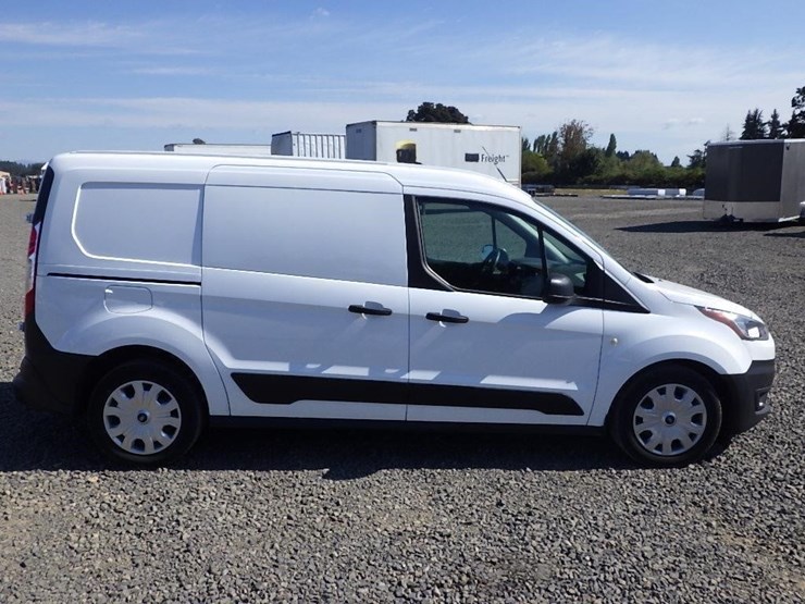 2019-utility-van-image-6