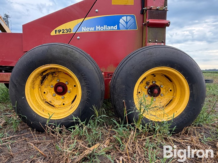 2012-new-holland-fp230-image-18