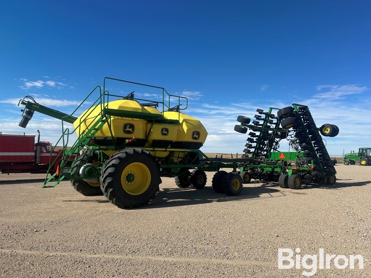 2019-john-deere-1890-image-3