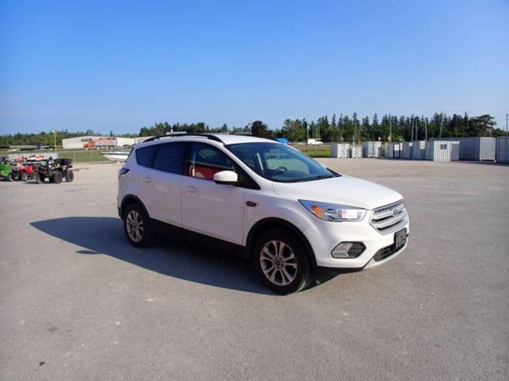2018-ford-escape-image-3