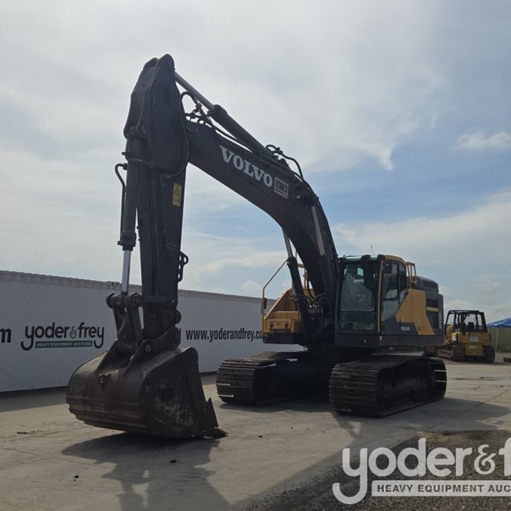 2015 VOLVO EC350EL