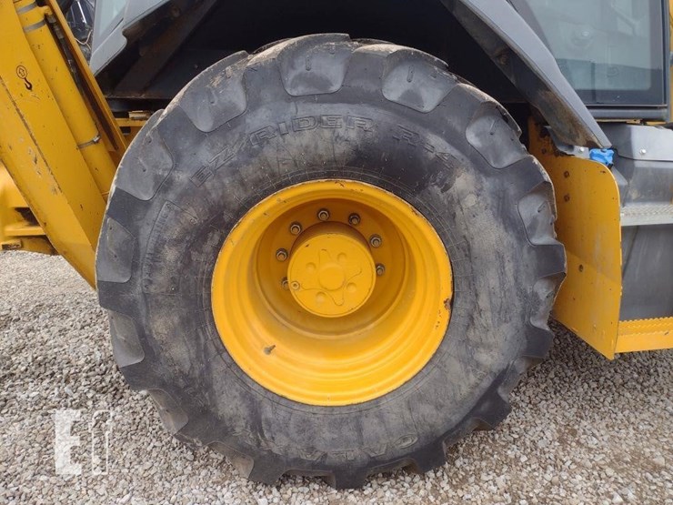 deere-410l-image-26
