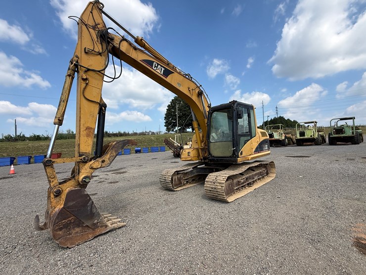 caterpillar-312cl-image-1