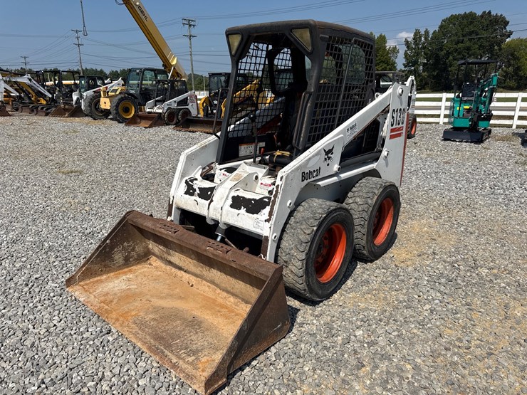 2004-bobcat-s130-image-1