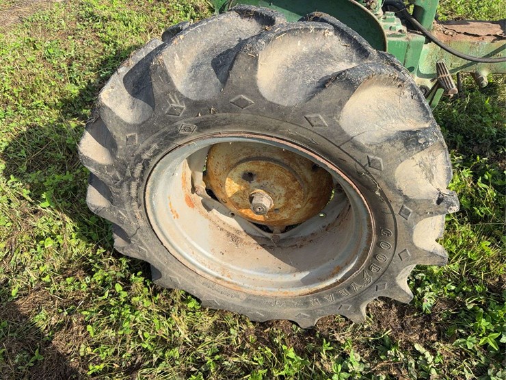 john-deere-420-image-7