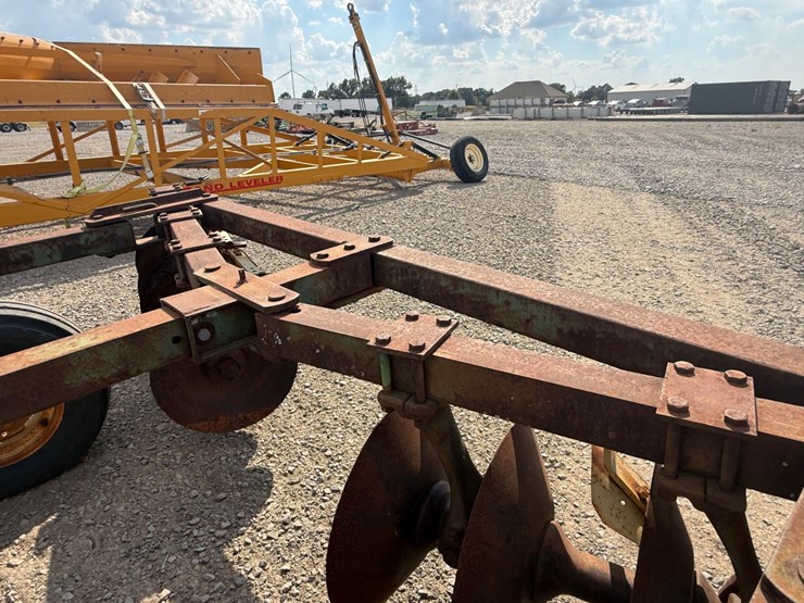 john-deere-15-image-11