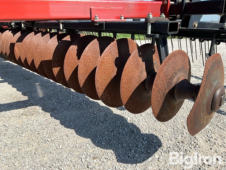 2015-case-ih-375-image-18