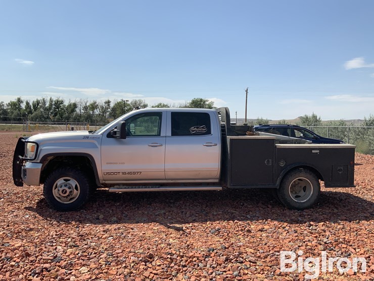 2015-gmc-sierra-3500-image-8