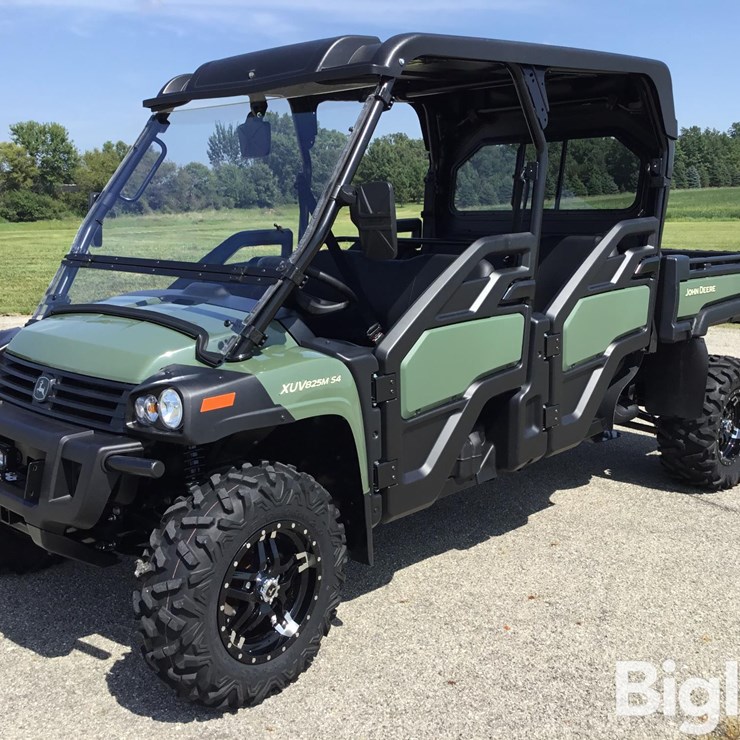 2025 JOHN DEERE GATOR