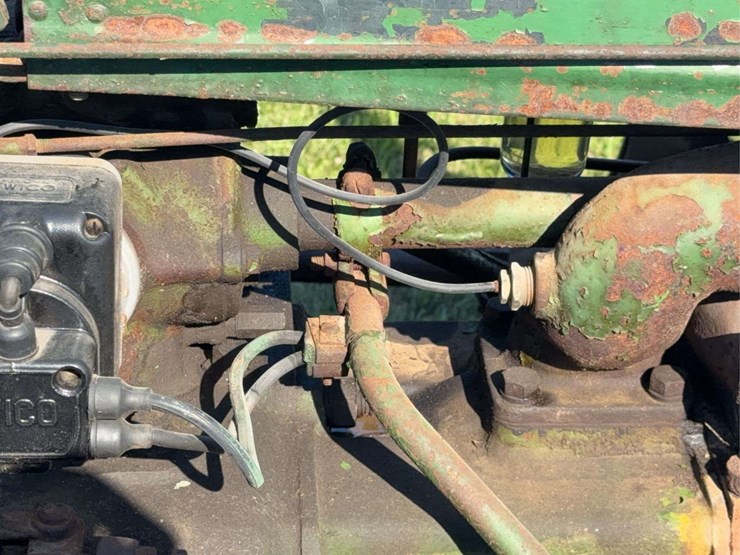 john-deere-b-image-43