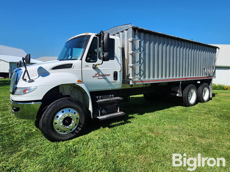 2006-international-durastar-4400-image-1