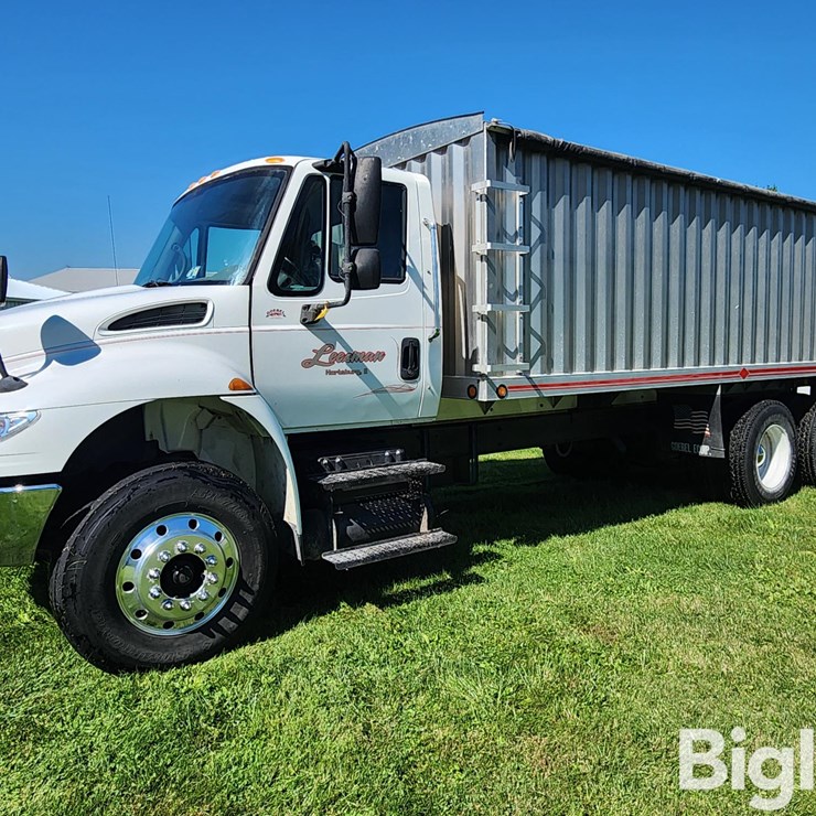 2006 INTERNATIONAL DURASTAR 4400