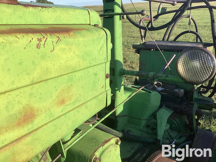 1951-john-deere-model-a-image-9