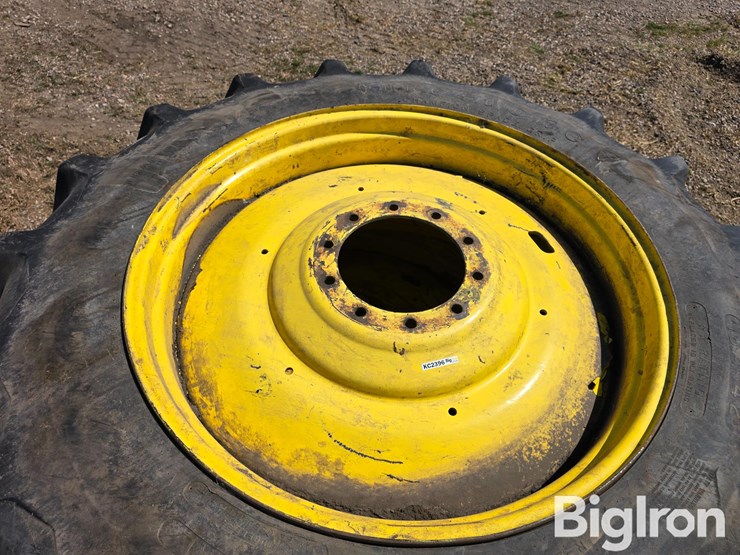 john-deere-18-image-17