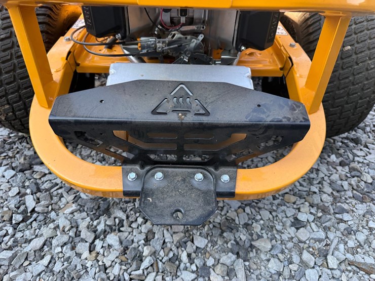 #11-•-cub-cadet-zt1-zero-turn-mower-1a03rh50167-inv#4518-image-24
