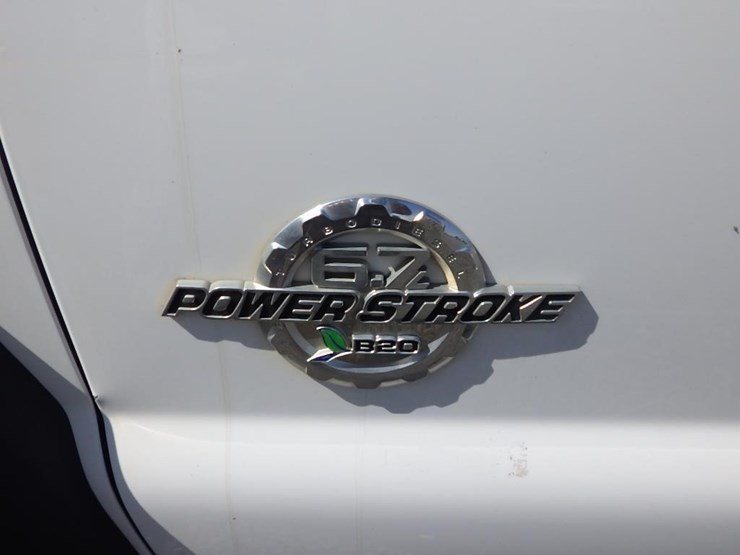 2015-ford-f550-image-12