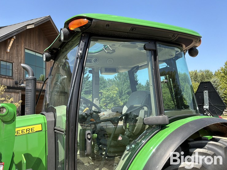 2016-john-deere-5100m-image-20