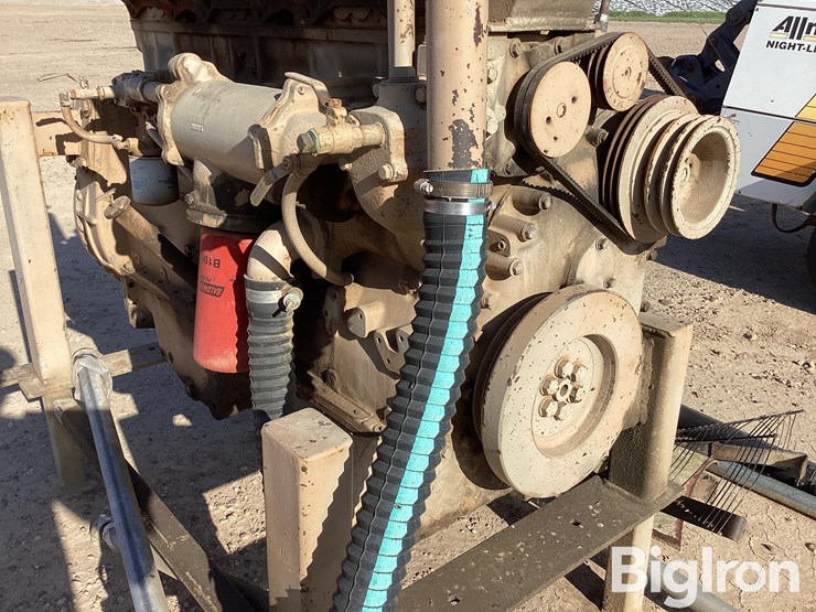 cummins-855-image-16