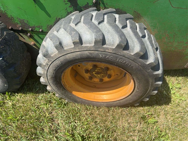 john-deere-170-image-11