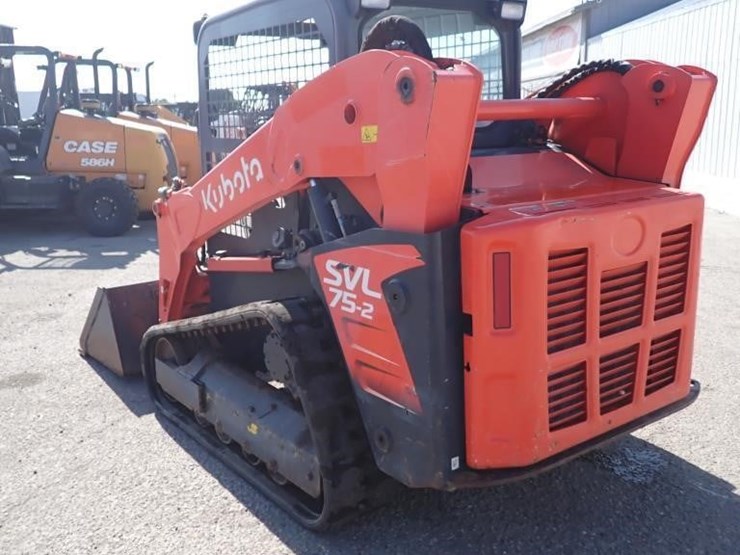 2023-kubota-svl75-2-image-4