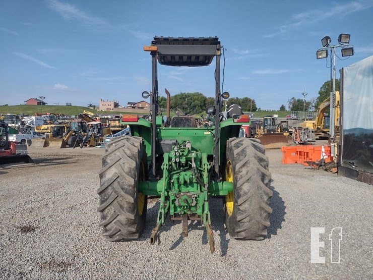 john-deere-6210-image-4