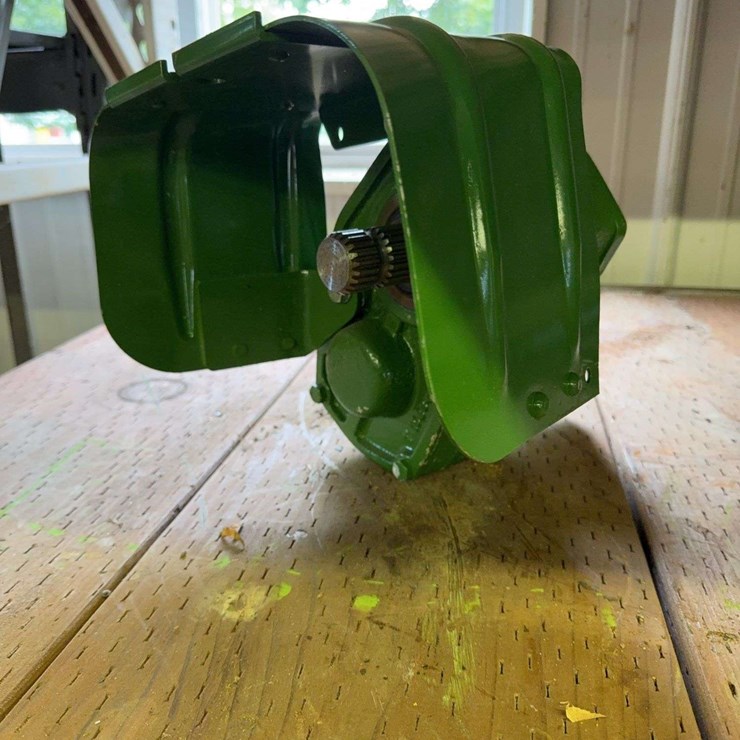 John Deere Dubuque 1000RPM PTO Unit