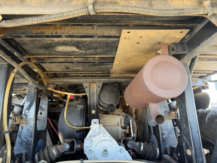 2004-polaris-ranger-image-16