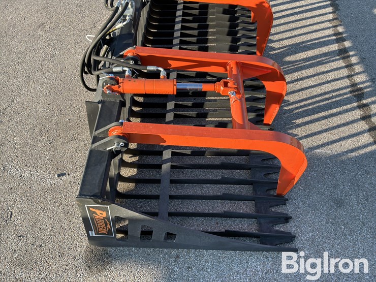 2026-massey-ferguson-730-image-15