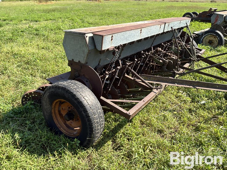 john-deere-11-image-15