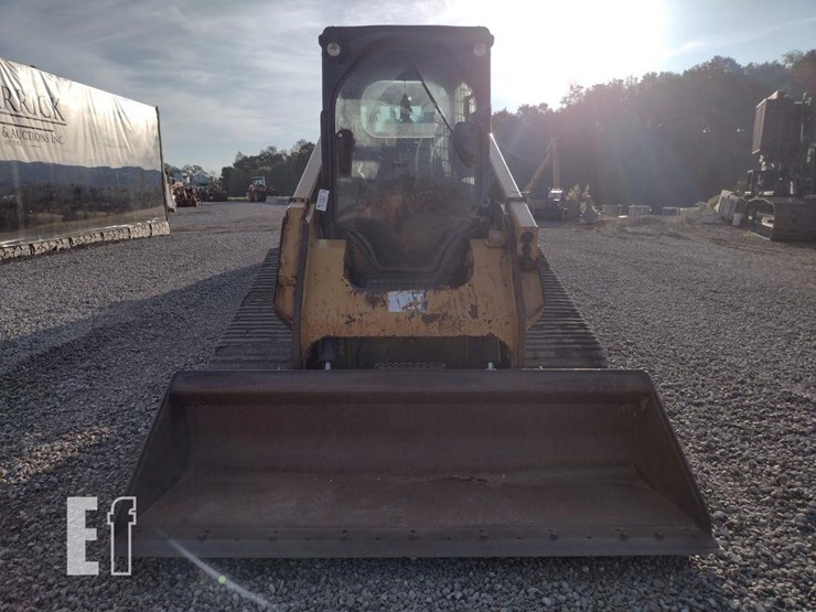 2015-caterpillar-287d-image-2
