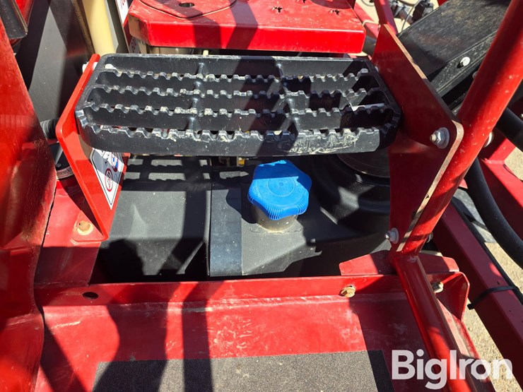 2019-case-ih-trident-5550-image-15