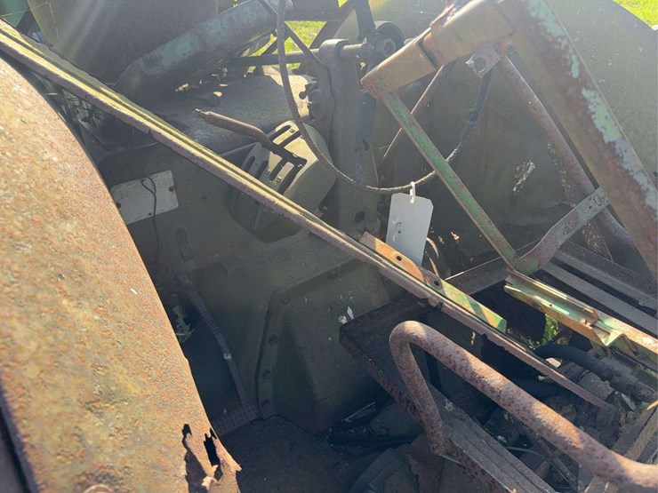john-deere-620-image-10