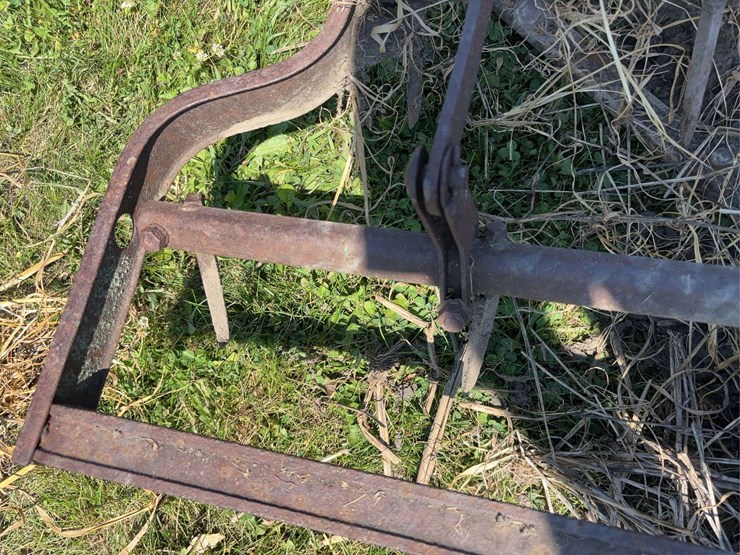 (2)-harrow-sections-with-drag-poles-image-10