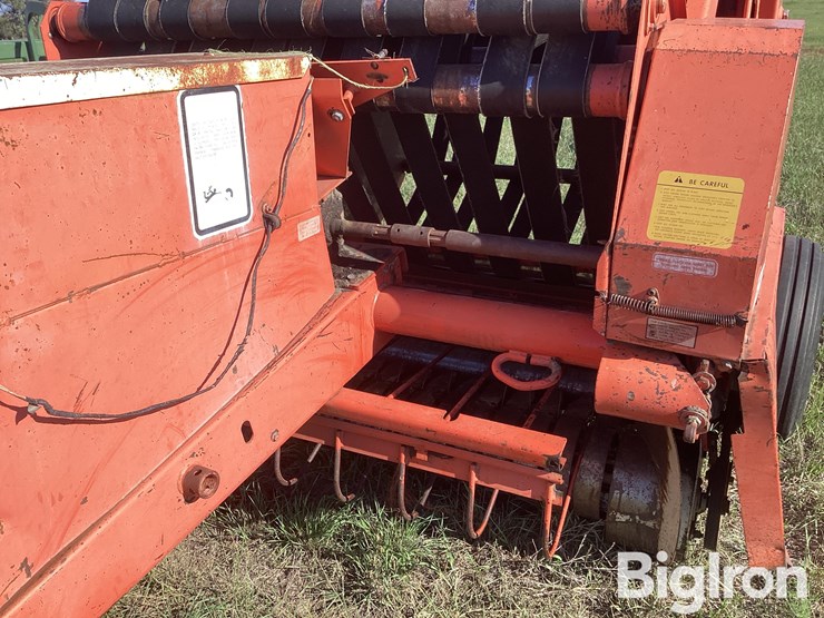 hesston-5800-image-14