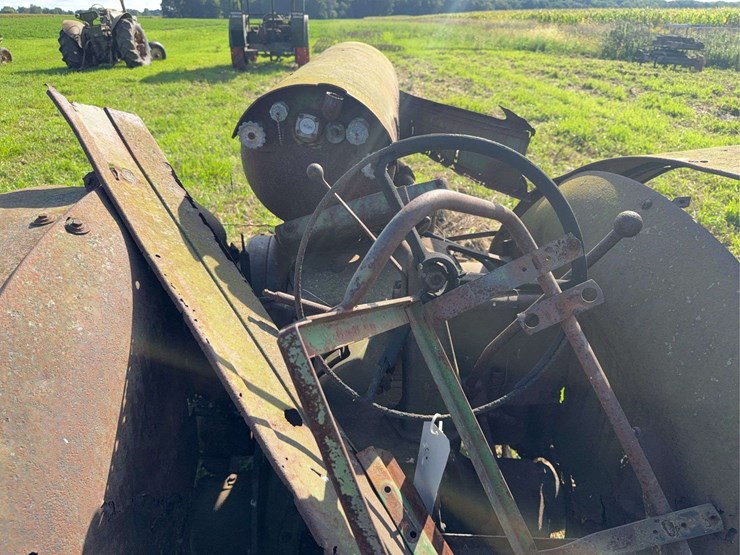 john-deere-620-image-9