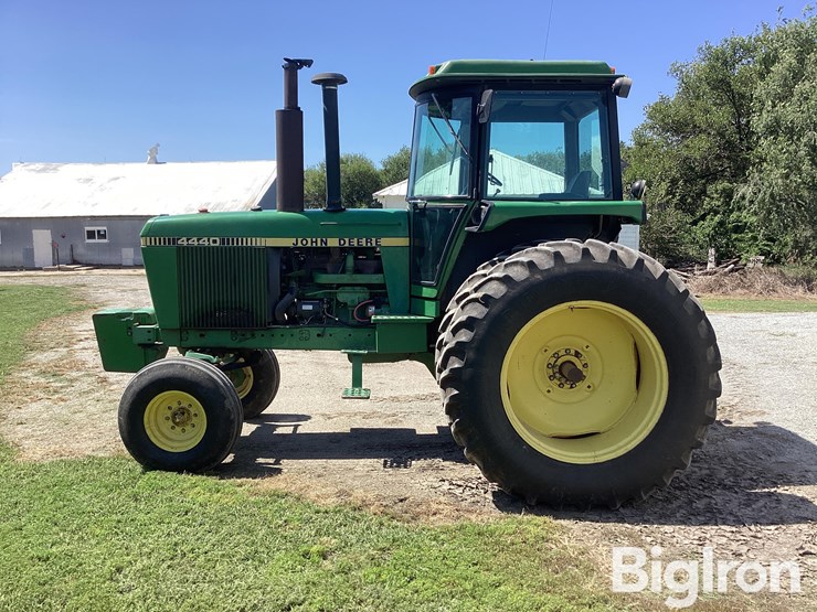 1982-john-deere-4440-image-8