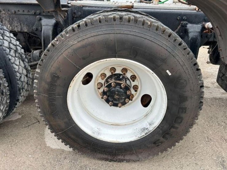 2007-western-star-4900ex-image-85