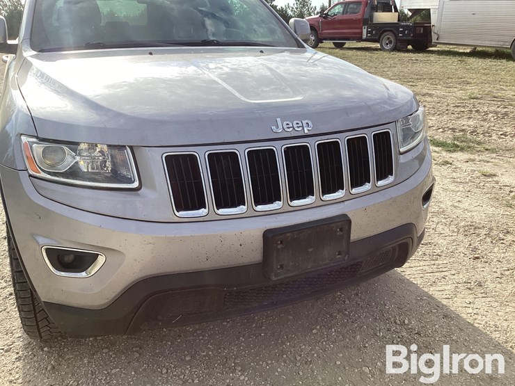 2014-jeep-grand-cherokee-laredo-image-19