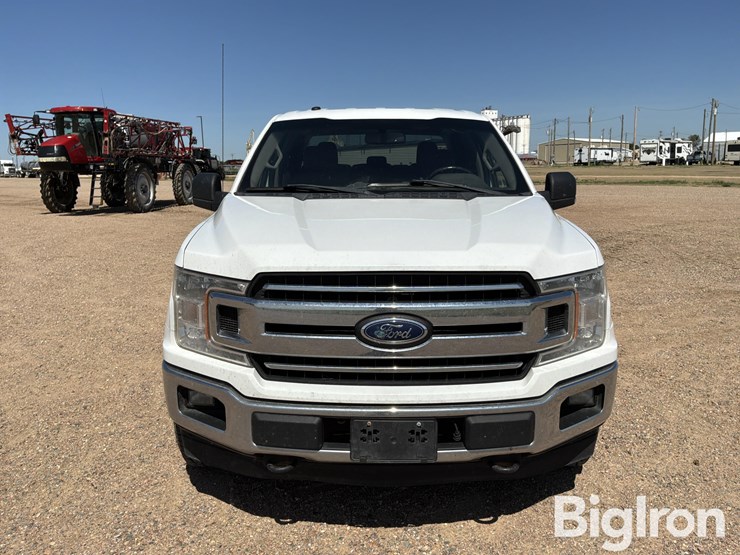2018-ford-f150-xlt-image-2