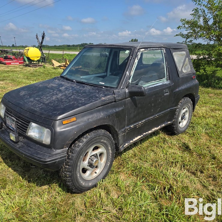 1995 CHEVROLET TRACKER