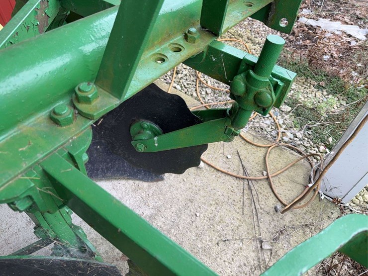 john-deere-200-image-4
