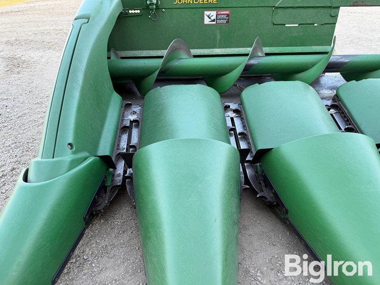 2008-john-deere-608c-stalkmaster-image-19