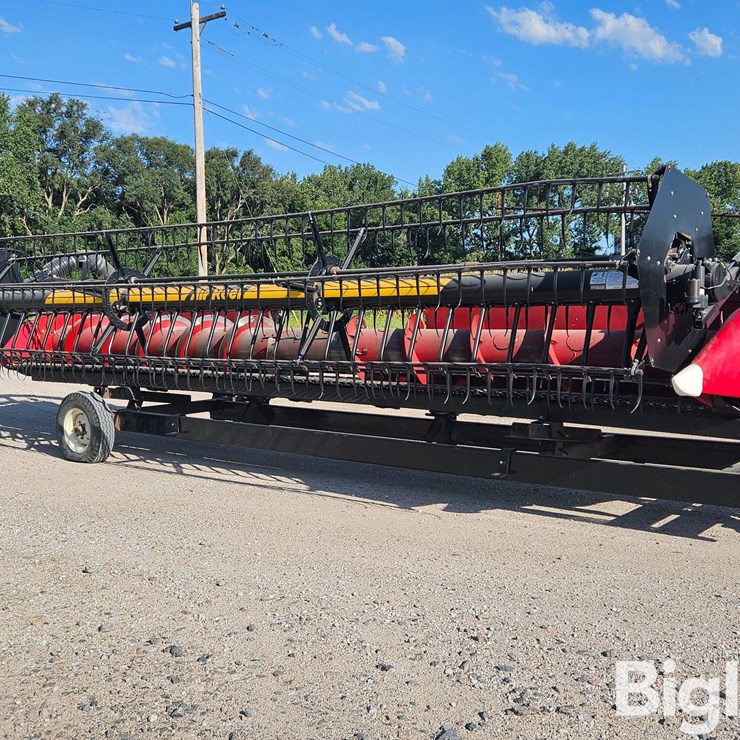 2011 CASE IH 3020