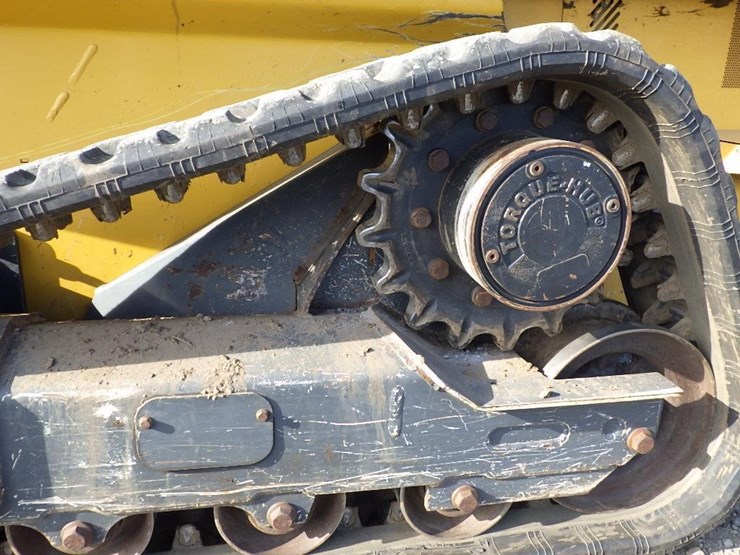 deere-325g-image-16