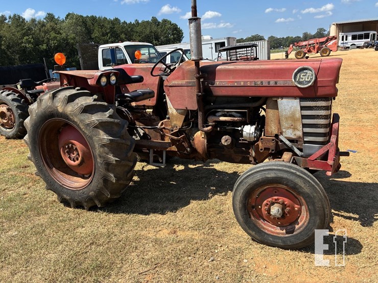 1966-massey-ferguson-150-image-2