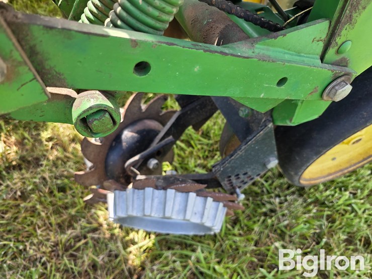john-deere-7200-image-19