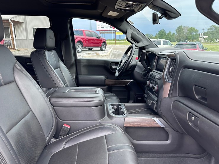 2020-chevrolet-1500-image-19